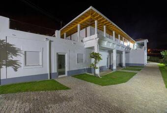 Hostal 44house - Quinta Do Casal