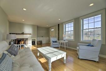 Renovated 1735 Stonington Home With Water Views