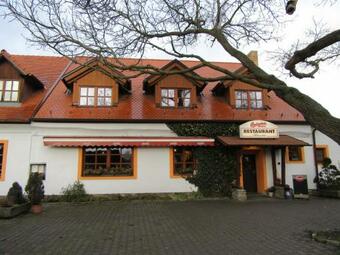 Hotel Pension & Restaurant U Ko?sk� Dr�hy Holkov