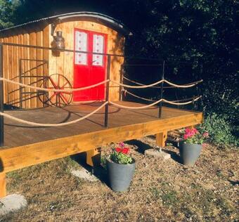 Lodge La Roulotte De Bussy