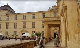 Bed & Breakfast Charmante Chambre D'h�te Ind�pendante Centre Castries Proche Montpellier