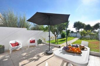 Azurara House (charming And Sea Views)