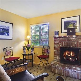 Posada Candle Light Inn