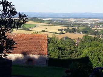 "les Monnats" Gite 8 Personnes � La Campagne
