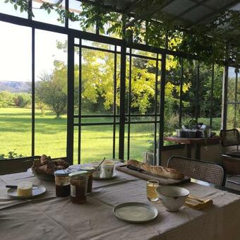 Bed & Breakfast Le Mas Du Caprier