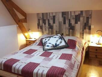 Bed & Breakfast La Pierre Trou�e Chambre D'h�tes