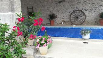 Bed & Breakfast La Charentaise Ch D'h�tes ,studio