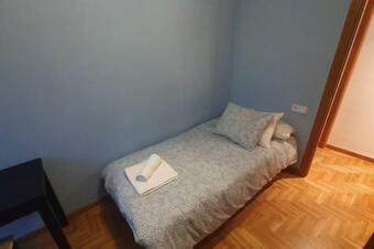 Apartamento Apto Los Prados Con Wifi Y Garaje- Para 3-5 Personas