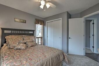 Charming Home With Private Dock On Lake Of The Ozarks