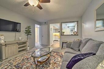Cozy 2nd-floor Apartment Near Smithville Lake