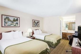 Motel Baymont Inn And Suites - Greenwood