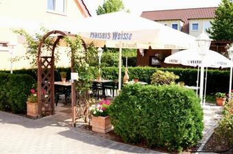 Hostal Restaurant & Pension Storchenklause