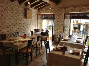 Hostal Meson Cerezo 2