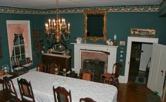 Hall Place Bed & Breakfast