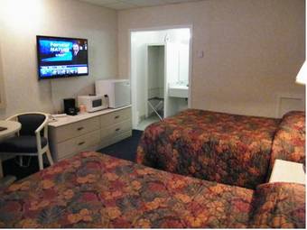 Hotel Canada's Best Value Inn & Suites