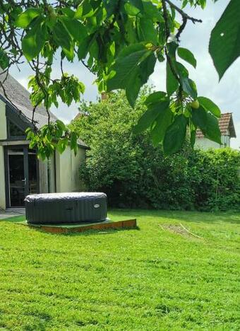 Le Clos Loisel Maison Ancienne Et Jardin Bucolique