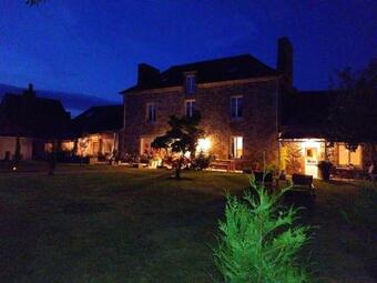 Bed & Breakfast La Menardi�re "l'appart" Chambre Familiale Pas De Petit D�jeuner