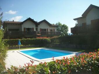 Apartamento Incantevole Appartamento Con Piscina E Vista Monti