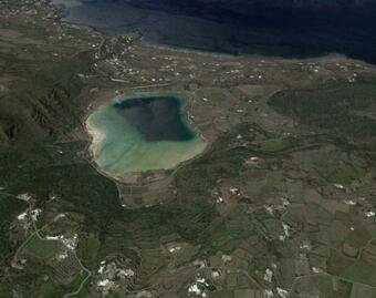 Dammuso A Pantelleria Sopra Il Lago Di Venere
