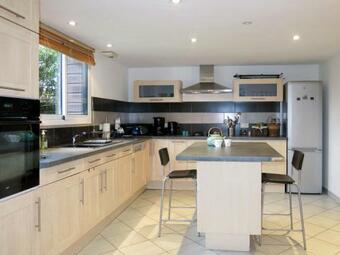 Holiday Home Le Graffi'ty - Bee300