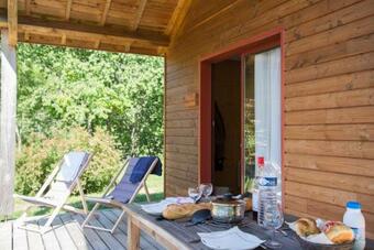 Les Ch�taigniers Du Lac