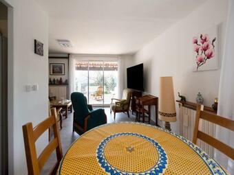 Lovely Villa In Velaux Near The Beach