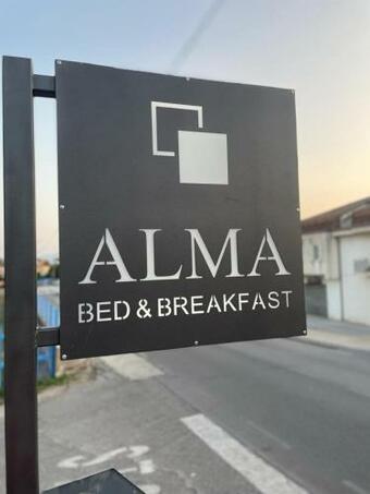 Alma Bed & Breakfast