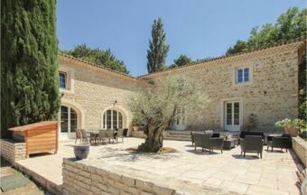 Amazing Home In St Gervais Sur Roubion W/ Outdoor Swimming Pool, Outdoor Swimming Pool And 6 Bedrooms