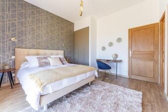 Hostal La Maison Du Grand Bossieu