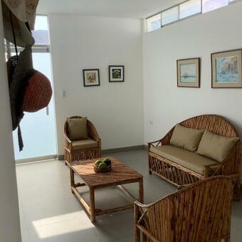 Santa Mar�a Del Mar, Amplia Casa De Playa