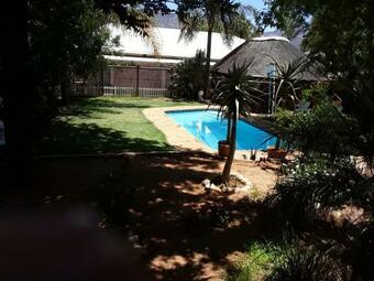 Hostal Citrusdal Guest Rooms