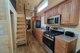 Grand Canyon Ridge #77 -tiny Home -20 Min From South Rim-glamping Site