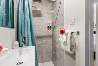 St Henri Business & Relocation Apartments