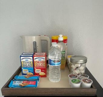 Apartamento Monthly Stay Private Studio With Kitchenette & Laundry Room