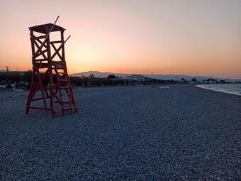 Mansion Of 120 M2, With High Ceilings And Big Yard