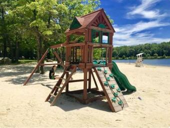 Poconos Cabin-game Room-firepit-patio-bbq-5 Lakes