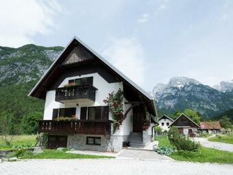 Apartments And Rooms Nata?a 2