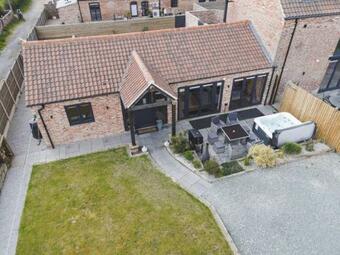 Secluded Idyllic Country Getaway With Hot Tub