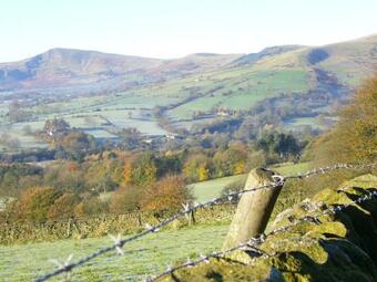 Lodge Peak District Shepherds Hut