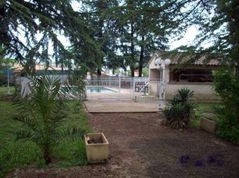 Hostal Le Parc Aux Cedres