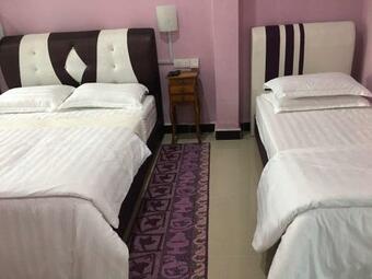 Paka Tamim Seaview Hotel