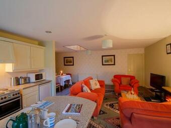 Fishing Cottage - Uk7170