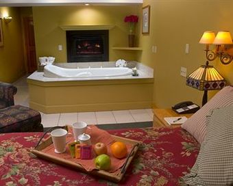 Hotel Inn On The Creek