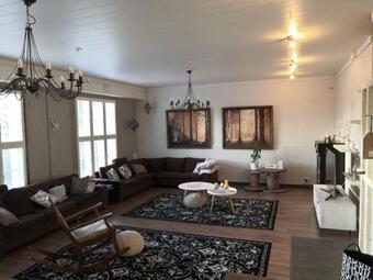 Villa Tilava Koti 280m2, L�hell� Keskustaa