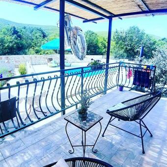 Relaxing Dalmatian House In Village