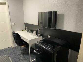 Hotel Deluxe