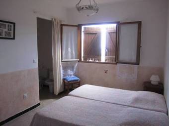 Hostal Auberge Galeris