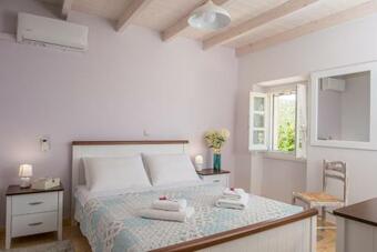 Charilaos Spiti Old Perithia