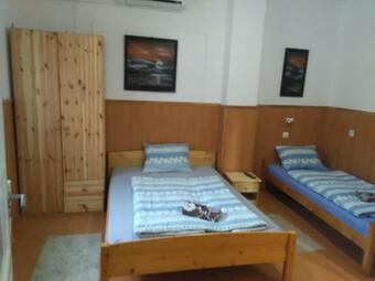 Hostal Muskatliapartman.cs2.