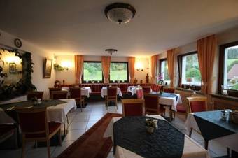 Hostal Gasthof Schwarzwaldtanne